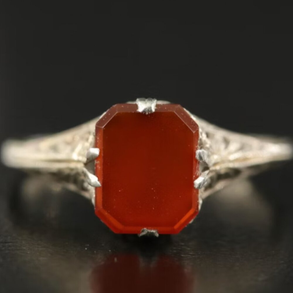 Vintage 10K Carnelian Openwork Ring